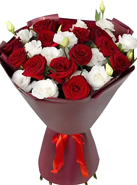 17 Kırmızı ve Beyaz Gül Buketi