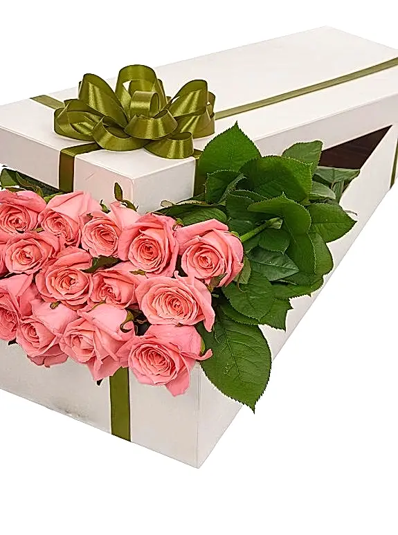 Kutuda 15 Pembe Gül